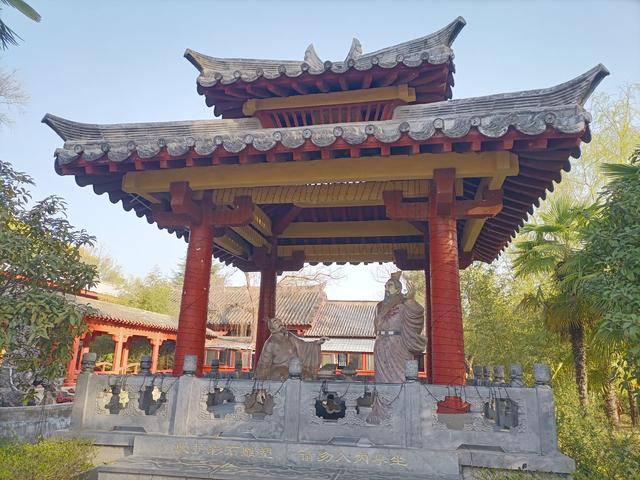 许昌有什么好玩的景点，许昌有哪些景点值得去玩（七律-游许昌）