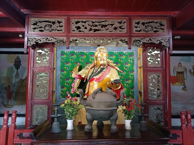 许昌有什么好玩的景点，许昌有哪些景点值得去玩（七律-游许昌）