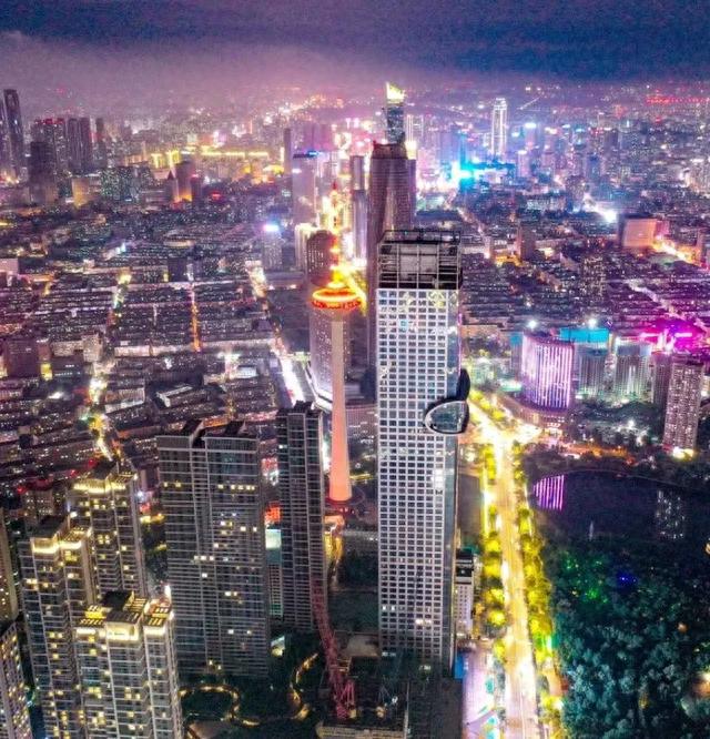 夜沈阳去哪儿玩？2023年首批开市十大夜消费街区，等你来！