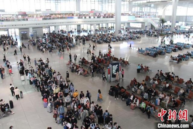 太原到北京高铁，太原到北京第二条高铁（太铁“五一”假日旅客发送人数创新高）