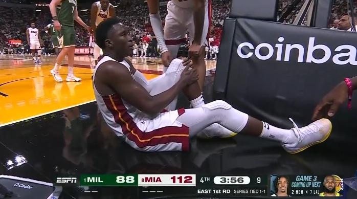 奥拉迪波膝盖受伤被架出场克六卡特一哥等更推为他祈祷