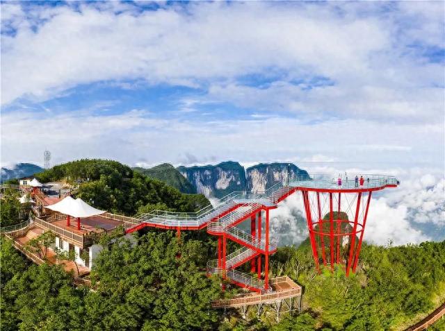 到张家界，嗨游“五一”丨七星山：直升机空中游览 俯瞰绝美风光