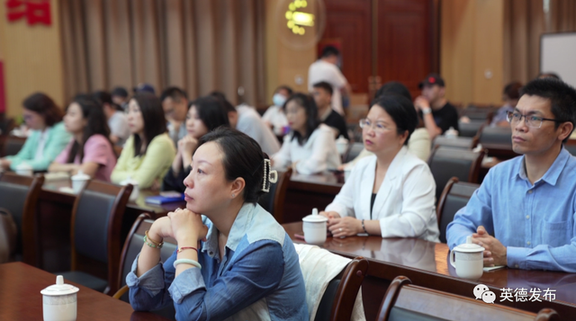 英德市华粤中英文学校，广州大学附属中学英德市实验学校（英德水利局开展城市节约用水宣传活动）