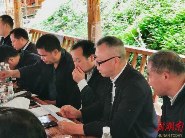 图片新闻 | 通道花苗山歌唱响独岩公园