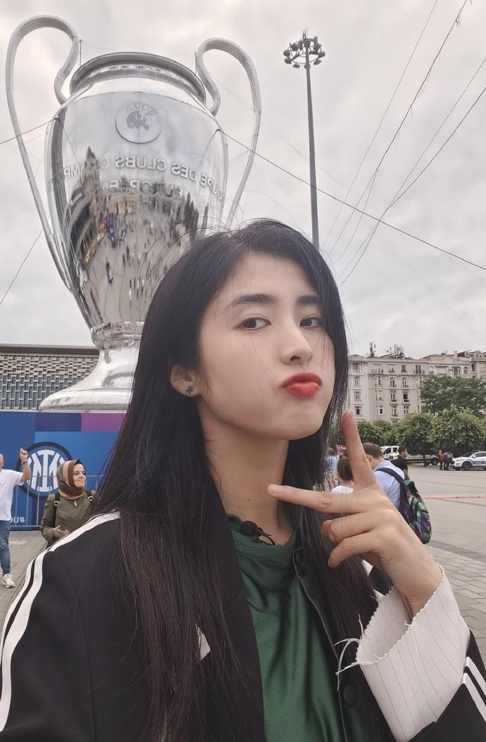 中国女足门将(女足最美门将赵丽娜) - 青木春