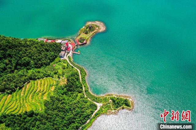 四川：藏在小凉山深处的雷波马湖