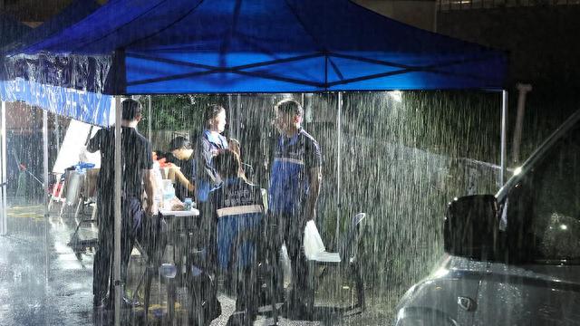 韩国政府上调强降雨预警至最高级别，多地将出现强风与强降雨