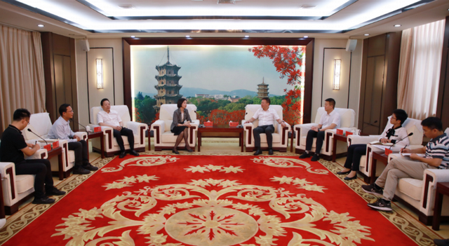 鲤城区委主要领导会见中国闽台缘博物馆党委书记、馆长一行