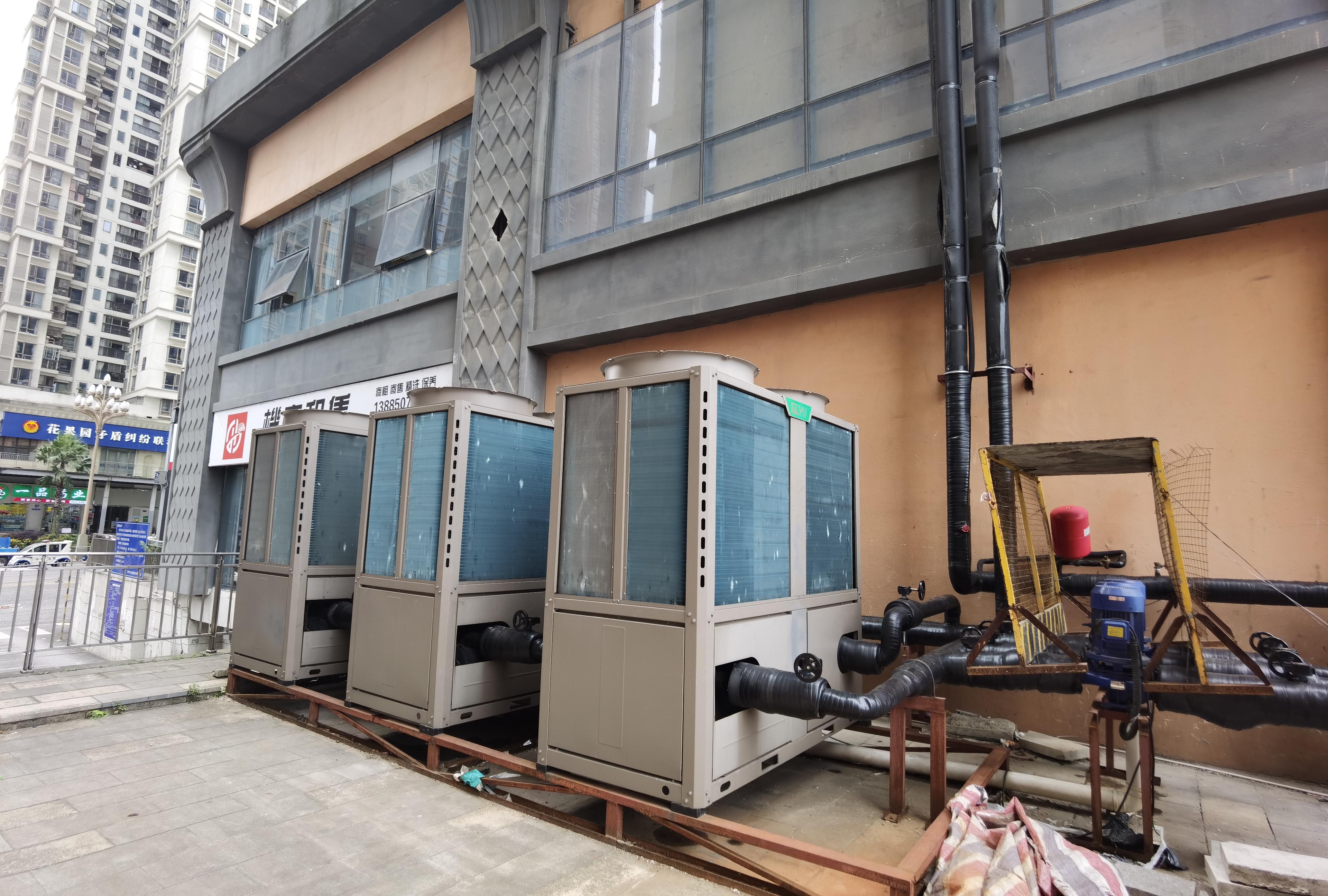 南明城区家电维修空调安装 “呜呜”响的空调外机终于装上了隔音棚！｜融媒问政·问政回访