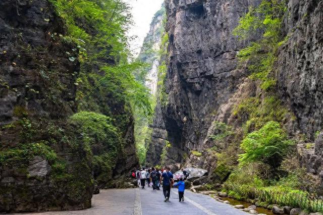 野三坡百里峡风景区，河北著名景点野三坡遭毁灭性损毁