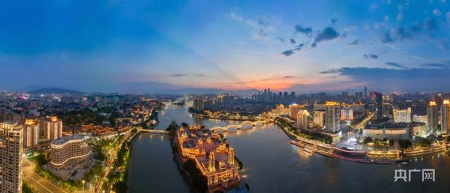 福建福州：闽江夜游美如画